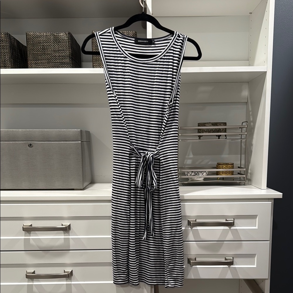 Sleeveless Summer dress (midi length)  Navy Blue and White Striped w/POCKETS!